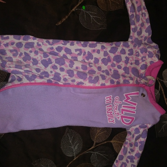 Footsie - Picture 1 of 1